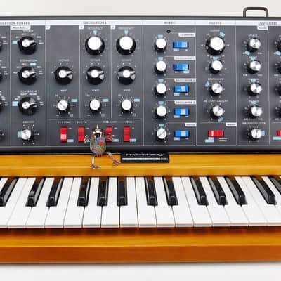 Moog Minimoog Voyager Old School Synthesizer + OVP + Fast Neuwertig + 1,5Jahre Garantie image 5