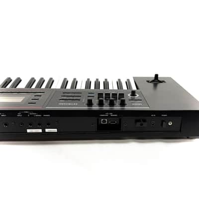 Used Roland DS-61 Synthesizer image 10