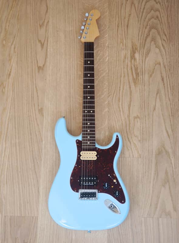 Cuomocaster Weezer Warmoth Stratocaster Official Fender Licensed