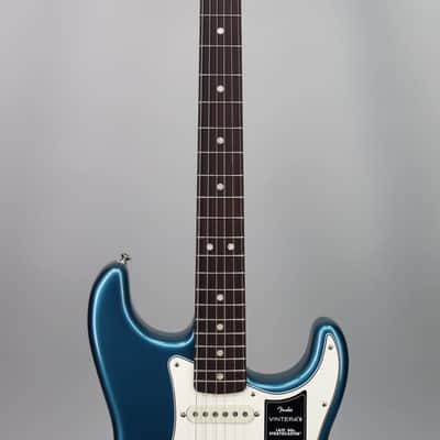 Fender Vintera III Late '60s Stratocaster Ocean Turquoise image 3