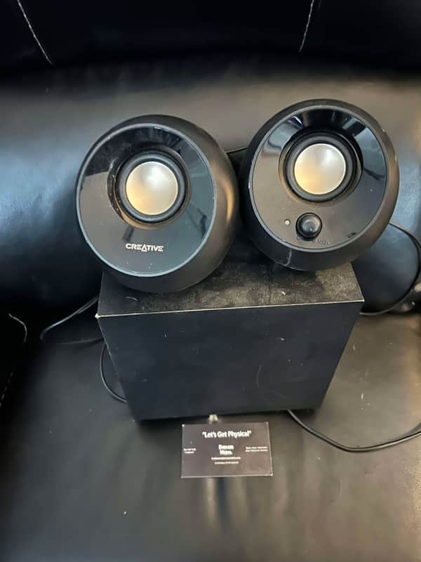 Creative MF-1680 Pebble Plus USB-Powered Desktop Speakers PC Computer Subwoofer image 1