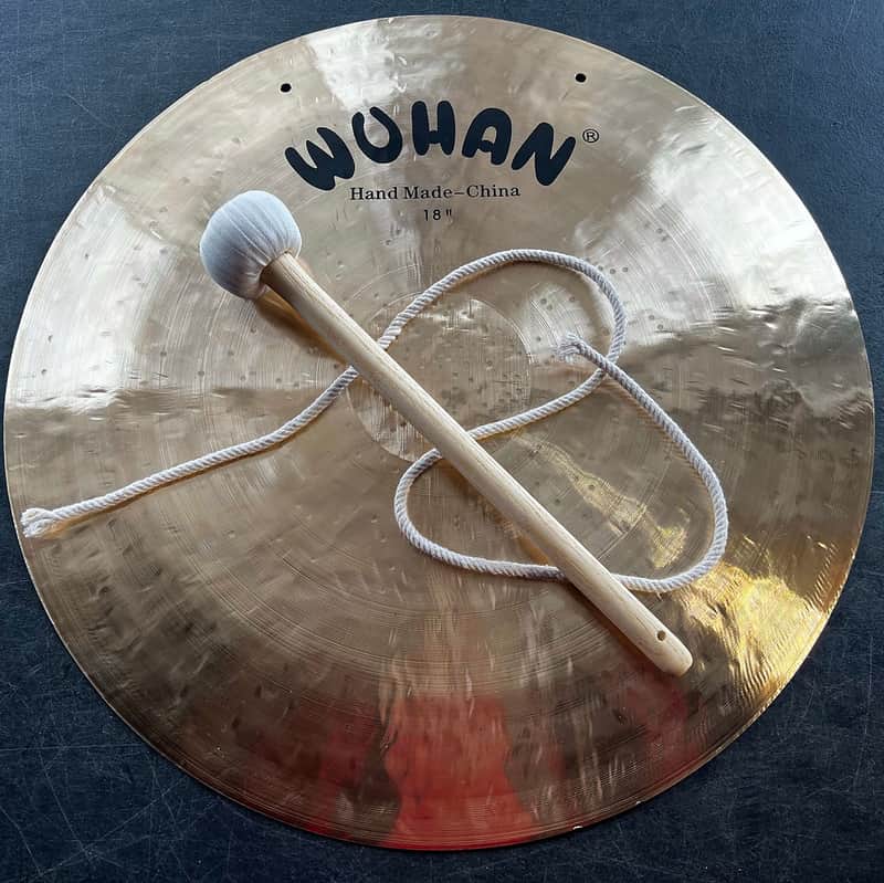 Wuhan 18" Wind Gong w/ Mallet image 1