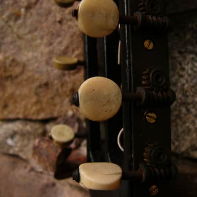 Antique 'Russian' seven-string guitar ca. 1890 -Restored image 10
