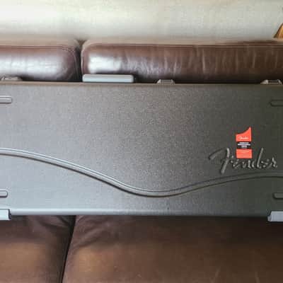 Fender American Professional Telecaster with Maple Fretboard 2017 - 2019 - Black image 18