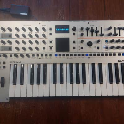 Roland Gaia 2 37-Key 22-Voice Synthesizer 2023 - Present - Silver image 2