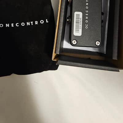 One Control MIDI Solo Stereo Loop 2021 - Present - Black image 2