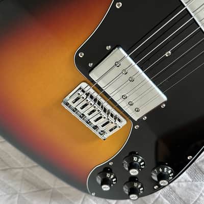 Fender American Vintage II 1975 Telecaster Deluxe Electric Guitar 3-Color Sunburst image 5