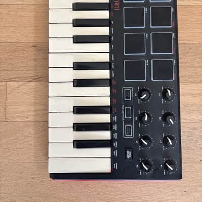 Akai MPK Mini MKIII 25-Key MIDI Controller 2020 - Present - Black