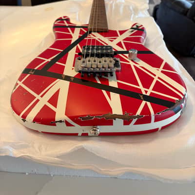 Firefly FFVHSTHAY-605 2025 - EVH Relic striped guitar(Brand New unplayed) image 5