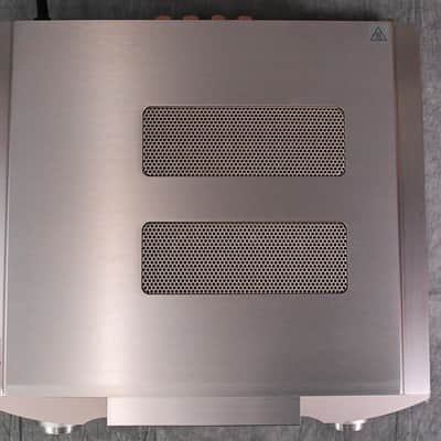 Marantz PM-11S3 Integrated Amplifier in Excellent Condition image 12
