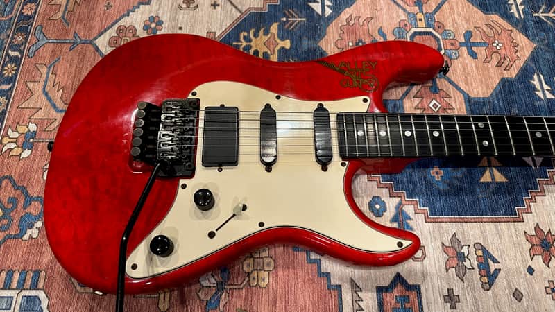 JACK JONES/IRWIN THOMAS custom/played Valley Arts Guitar Custom