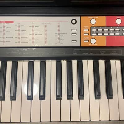 Yamaha PSR F50 image 2