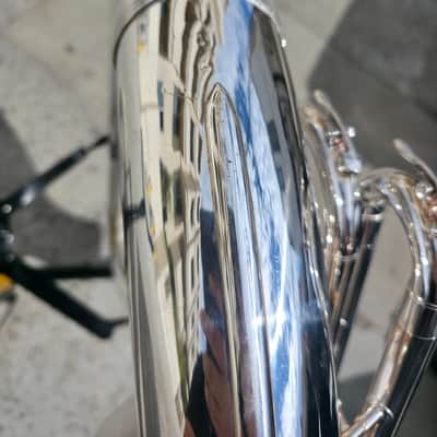 Eastman EPH495 Silver Bb Sousaphone - Professional image 9