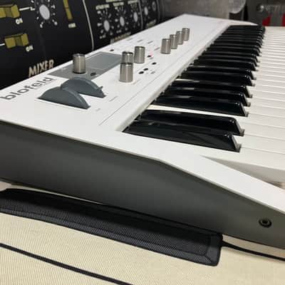 Waldorf Blofeld Keyboard White - SERVICED! image 7