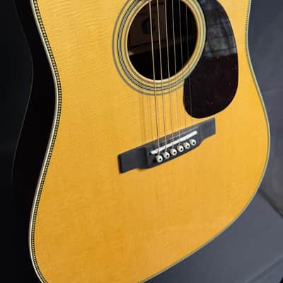 Martin D-28 Billy Strings Dreadnought Acoustic Guitar Vintage Natural Finish w/ Case image 5