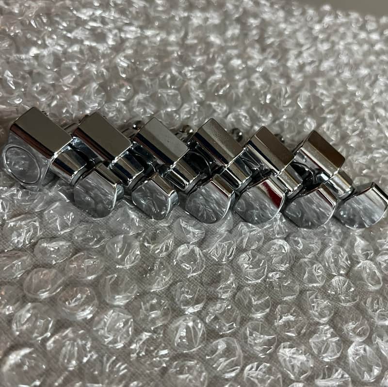 Fender Standard Stratocaster/Telecaster Tuning Heads (6) image 1