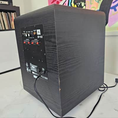 JBL SP150 10" 150-Watt Powered Subwoofer image 5