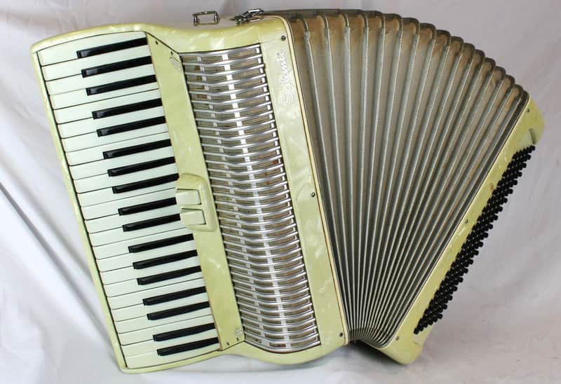 7765 - Cream Salanti Mod.145 Piano Accordion LM 41 120 image 1