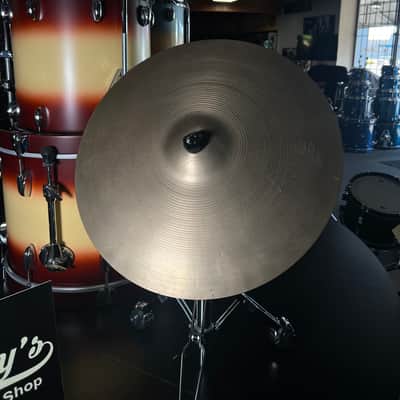 Vintage Zildjian 18" Crash 1542g. (RG RM4) image 2