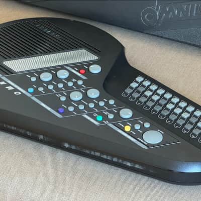 Suzuki OM-250M Omnichord Midi + Case + Manual image 5