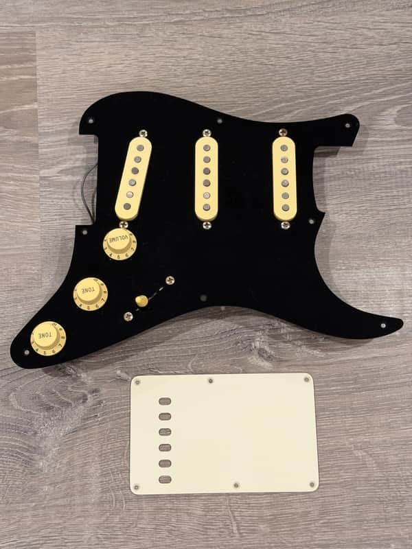 David Gilmour Black Strat Style Loaded Pickguard Set for Fender Stratocaster with Vintage Alnico Pickups image 1