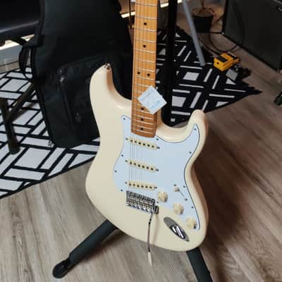 Fender Jimi Hendrix Stratocaster MN - Olympic White image 5