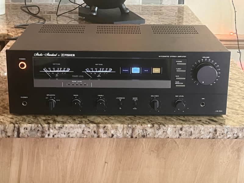 Fisher CA 800 Studio Standard Integrated Stereo Amplifier (Serviced).