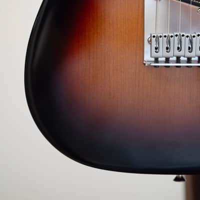 2025 Fender Player 2 ii Modified Telecaster - in 3 Tone Sunburst image 17