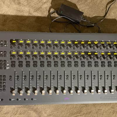 Avid S3 image 1