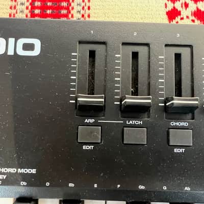 M-Audio Oxygen Pro 61 MIDI Keyboard Controller 2020 - Present - Black image 5