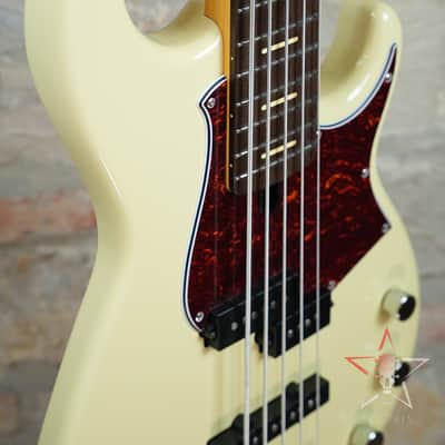 YAMAHA BBP35 VW - 5 Corde Made in Japan - Vintage White image 10