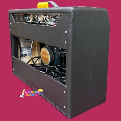 Fender '64 Custom Deluxe Reverb-Amp 2-Channel 20-Watt 1x12" Guitar Combo 2017 - Present - Black image 7
