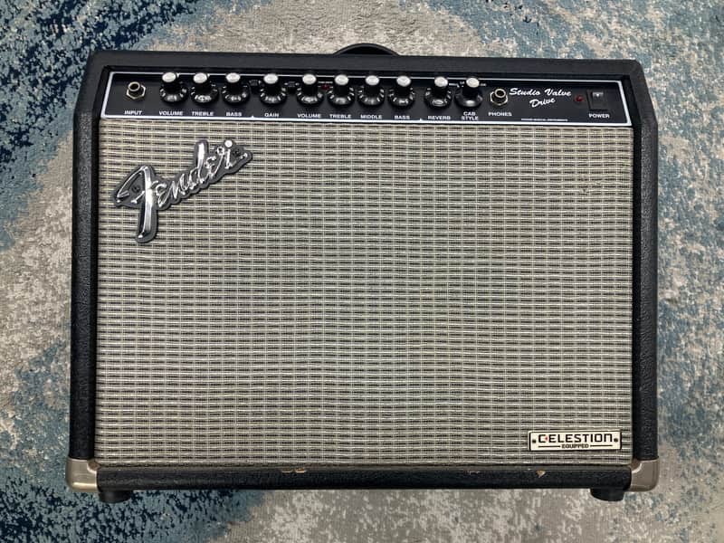 フェンダーFender SVD-20CE Studio Valve Drive Fender SVD-20CE Studio Valve Drive 20 watt stereo modeling amp