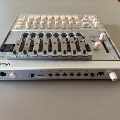 Korg Phase 8 Launch Edition image 8