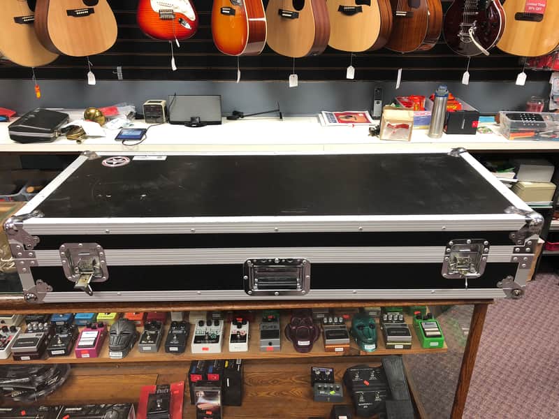 Road Runner KBRR61W 61-Note Keyboard Flight Case image 1