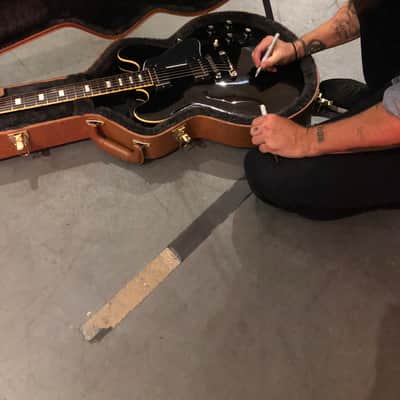 Gibson Memphis Traditional ES-335 Signed by Dave Grohl image 11
