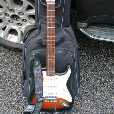 Squier Standard Stratocaster with Rosewood Fretboard 1989 - 2000 - Brown Sunburst image 3
