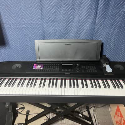 Yamaha DGX-670 88-Key Digital Portable Piano Yamaha 2021 Black image 2