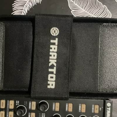 Native Instruments Traktor X1 MK1 with original case image 5