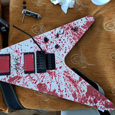 Schecter Signature Gary Holt V-1 FR 2014 2014 - Blood Splatter image 4