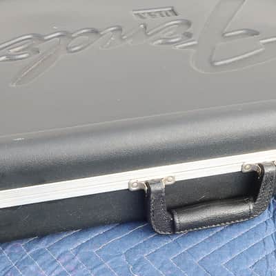 Vintage Fender Molded Hard Shell Case for Precision / Jazz Bass image 3
