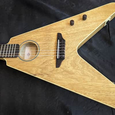 Sonicguitars VClassic Korina - Natural nitro image 1