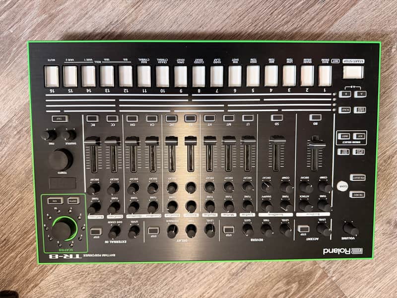 Roland AIRA TR-8 Rhythm Performer Drum Machine 2014 - Present - Black image 1