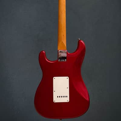 Squier Classic Vibe 60’s Stratocaster - Candy Apple Red image 5