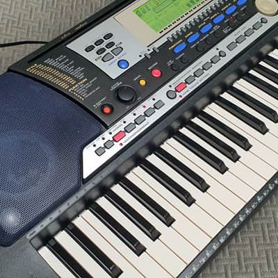 Yamaha PSR-540 2000 - 61-Key Arranger Workstation 2000s - Blackβ
Cleaned & Checked image 3