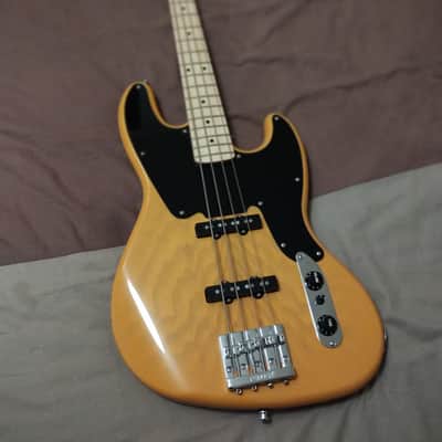 Squier Paranormal Jazz Bass '54 2020 - Butterscotch Blonde image 1