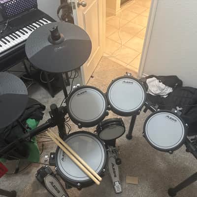 Alesis Nitro Pro Electronic Drum Set 2024 - Present - Black image 4
