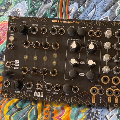 TINRS Rectangular thing 2010 - blk image 1