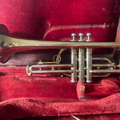 King Cleveland Superior Cornet 1950's Lacquered Brass image 2