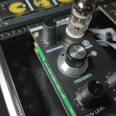 Bard Synthesizers Phi Mangler Phaser with Vacuum Tube VCA - Analog Euroack Module 2025 - Black image 3